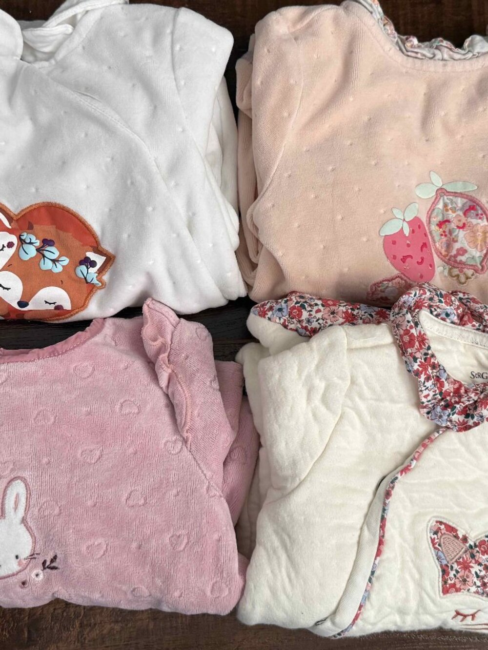 Bundle 4 winter pajamas 24months